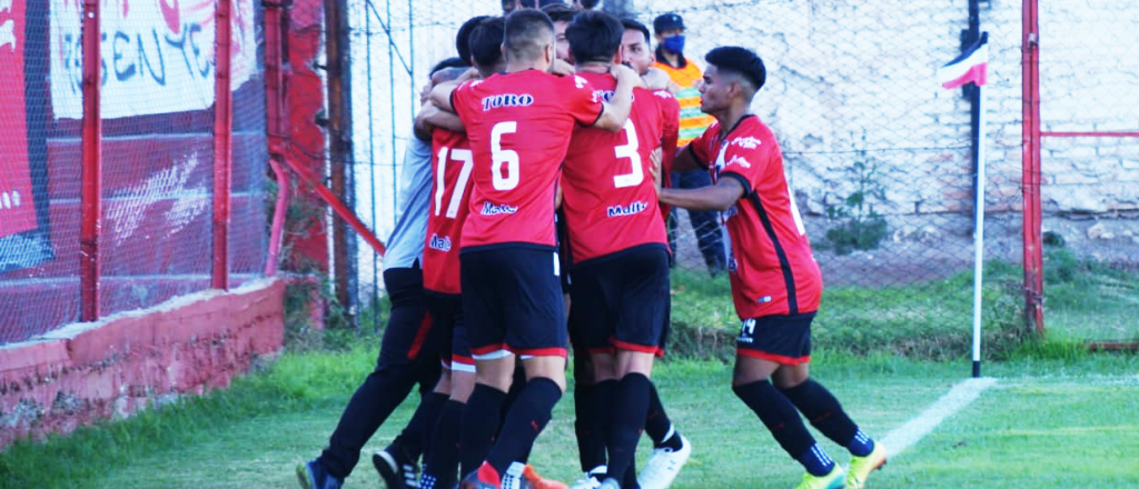 Maipú venció a Alvarado con un gol de penal a los 55' del segundo tiempo