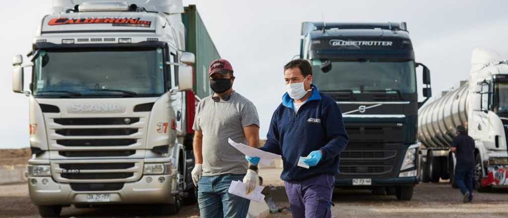 Cierre de fronteras: algunos camioneros se hacen 8 o más PCR por mes