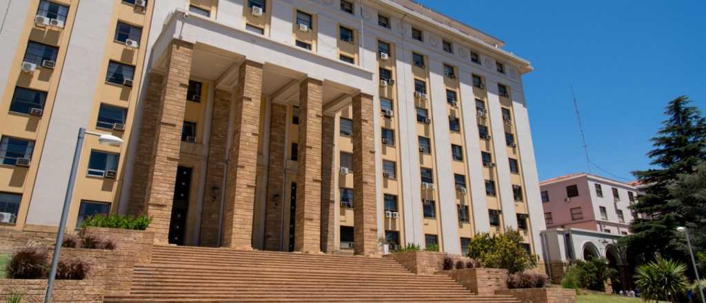 Mendoza destacada por la contratación de proveedores