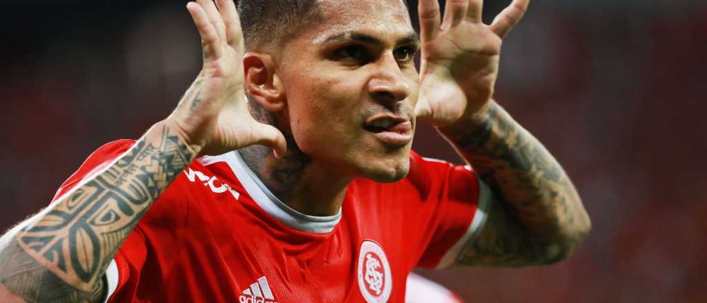 Paolo Guerrero da un bombazo y rompe su contrato con Inter