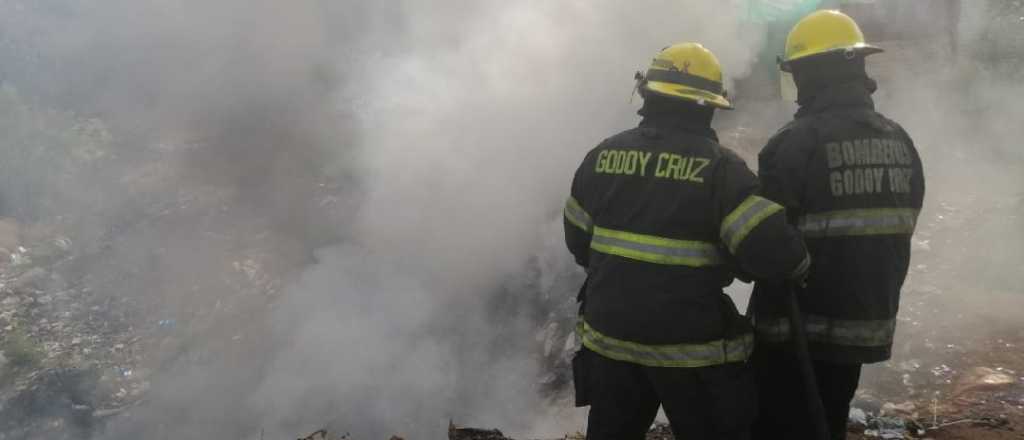 Mendoza vacunará contra el Covid a Bomberos Voluntarios