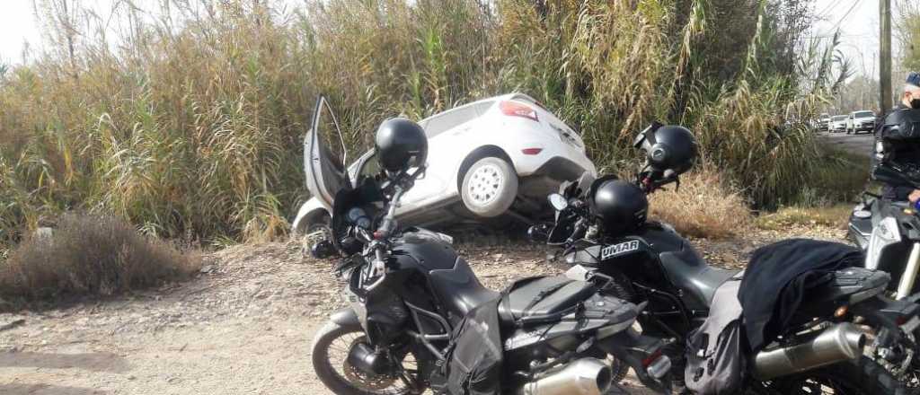 Escapaban de la policía y cayeron en un canal en Luján