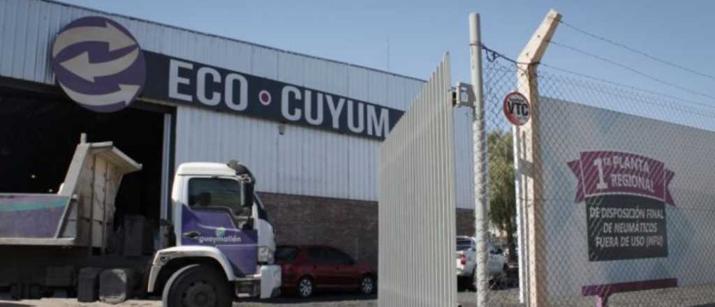 Guaymallén se suma a la economía circular con neumáticos en deshuso