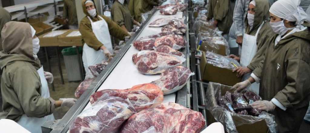 El gobierno prorrogó el cepo a la exportación de carne