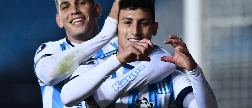 Racing goleó, clasificó primero y ya piensa en Boca