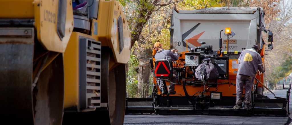 La Municipalidad llegó con su Plan de Asfalto a Agrelo