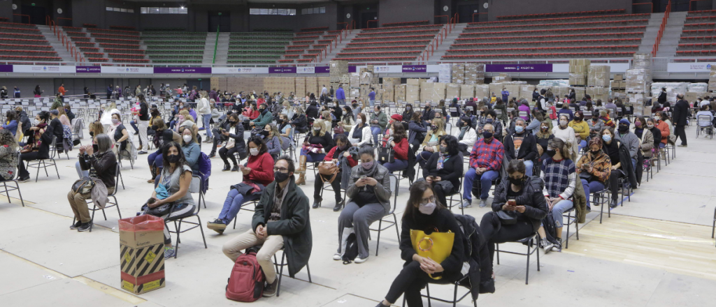 Vacunarán a personal educativo mayor de 30 años de Ciudad