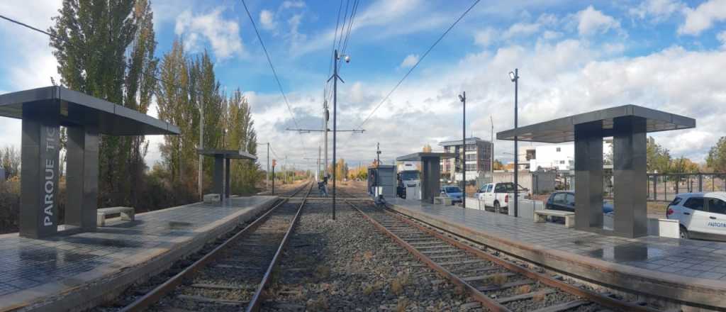 Nuevo parador del Metrotranvía en Godoy Cruz