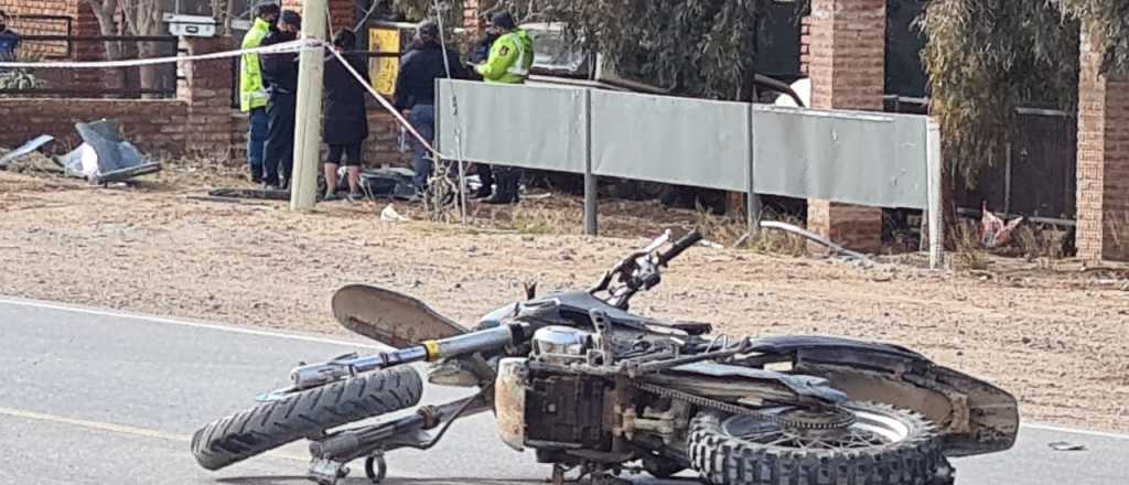 Un motociclista murió tras chocar contra un micro en Godoy Cruz