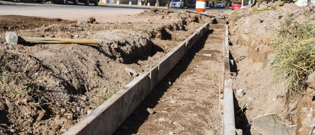 Guaymallén avanza con los trabajos en la calle Félix Suárez