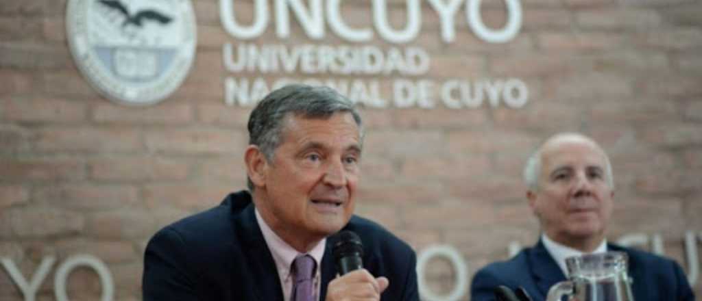 El rector de la UNCuyo se descompensó y está internado