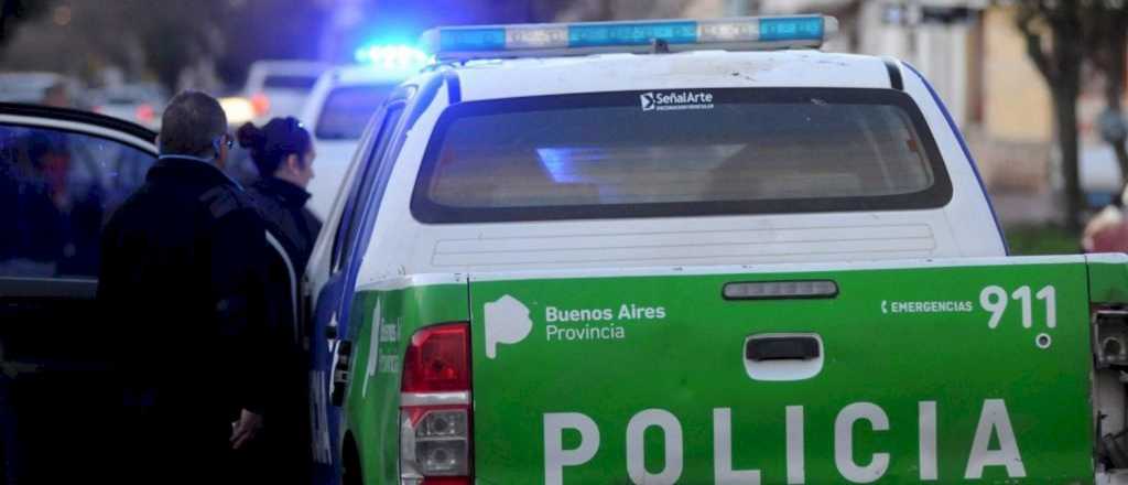 Un policía mató a dos ladrones que intentaron robarle