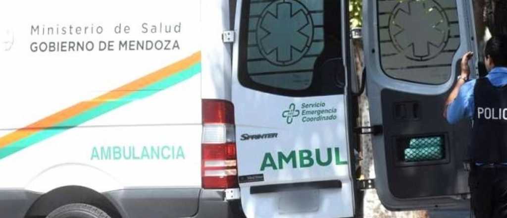 Tragedia en Godoy Cruz: quedó atrapado debajo de un auto y murió