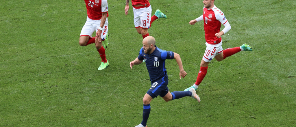 Tras el susto de Eriksen, el partido siguió y Finlandia venció a Dinamarca