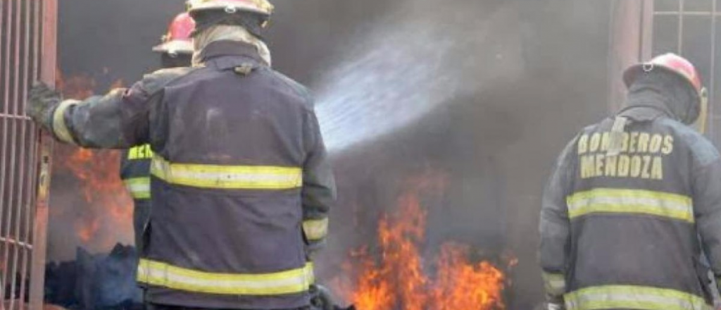 Un hombre falleció en un incendio en Maipú