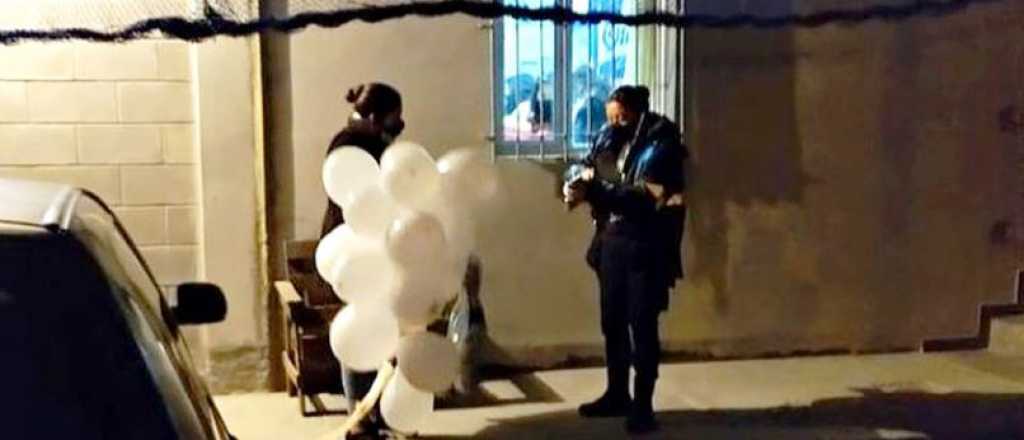 Una mujer con Covid organizó un baby shower con 20 invitados