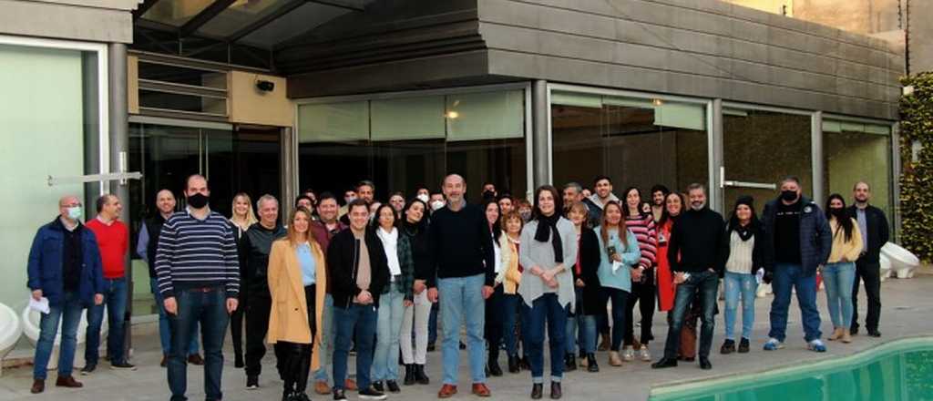 El equipo liberal cantó su haka para lanzarse a la competencia