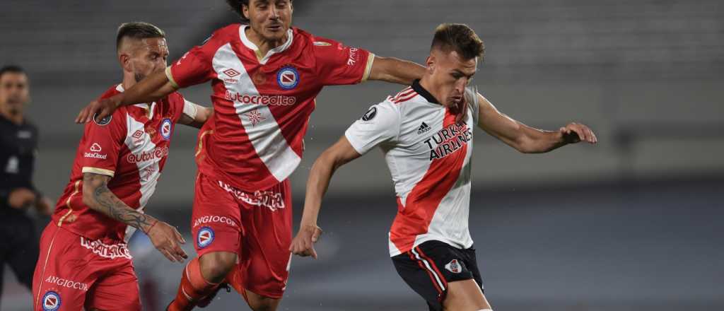 River y Argentinos igualaron y la serie quedó abierta 