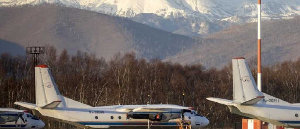 Encuentran avión desaparecido y hay sobrevivientes