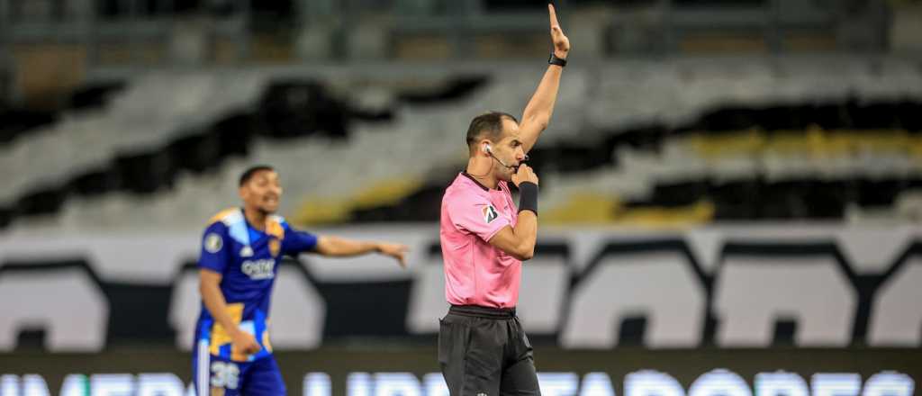 Video: otro "robo" del VAR a Boca contra Mineiro