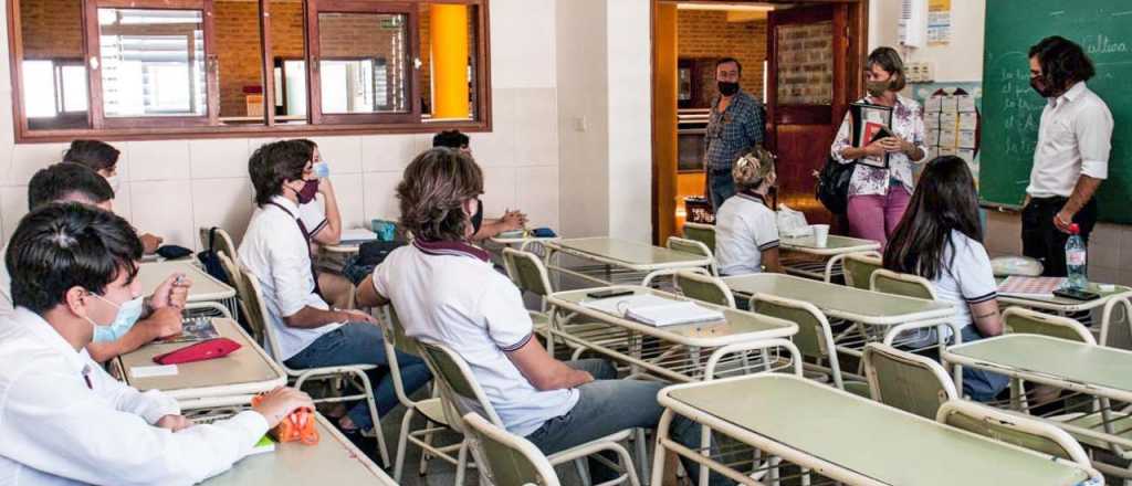 ¿Mensaje para Mendoza? Vizzotti criticó las clases presenciales en CABA