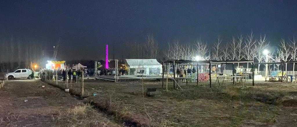 Desactivaron una fiesta clandestina con 350 personas en Luján