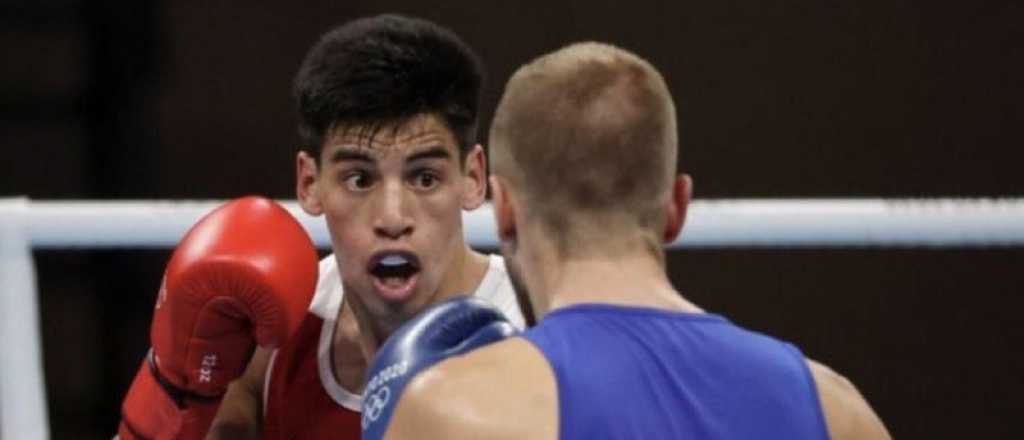 Increíble historia del boxeador argentino cerca de la medalla