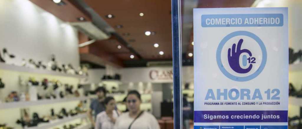 ¿Se está armando un "cepo" a las compras con tarjeta?