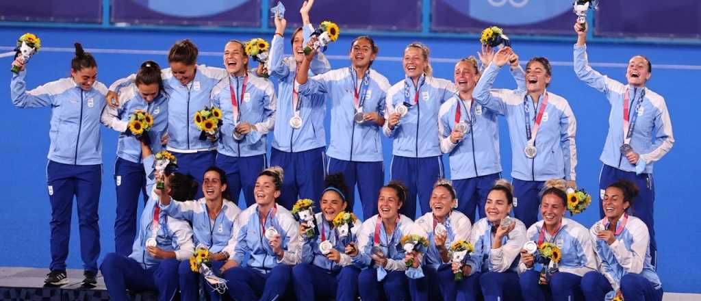 Video: el explosivo festejo de Las Leonas en el podio