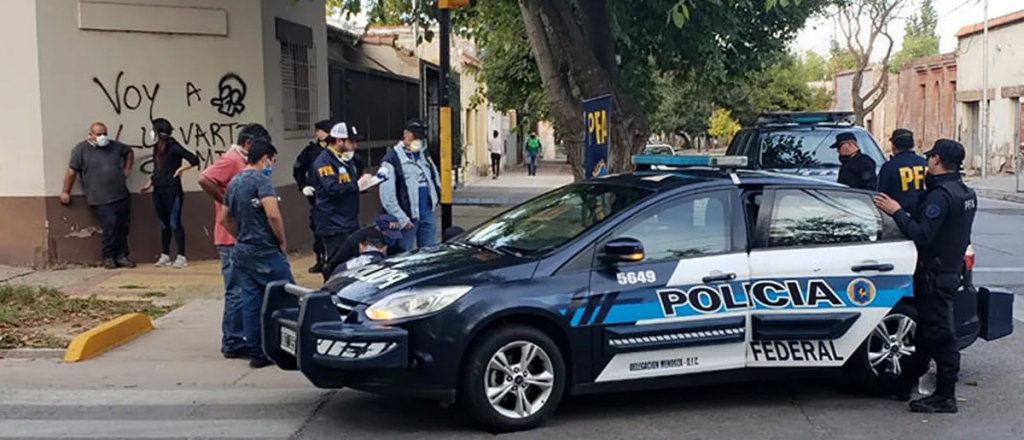 Más detenidos en nuevos operativos por las coimas en la Policía Federal