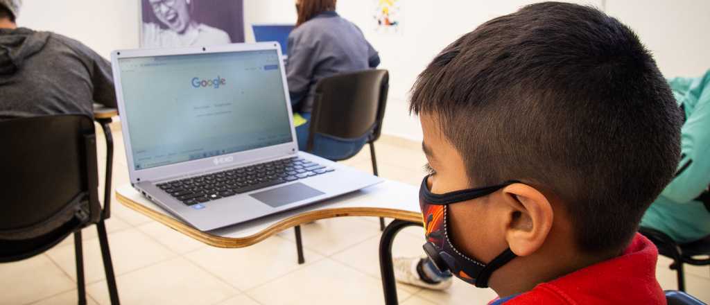 Las Heras inauguró un nuevo centro educativo