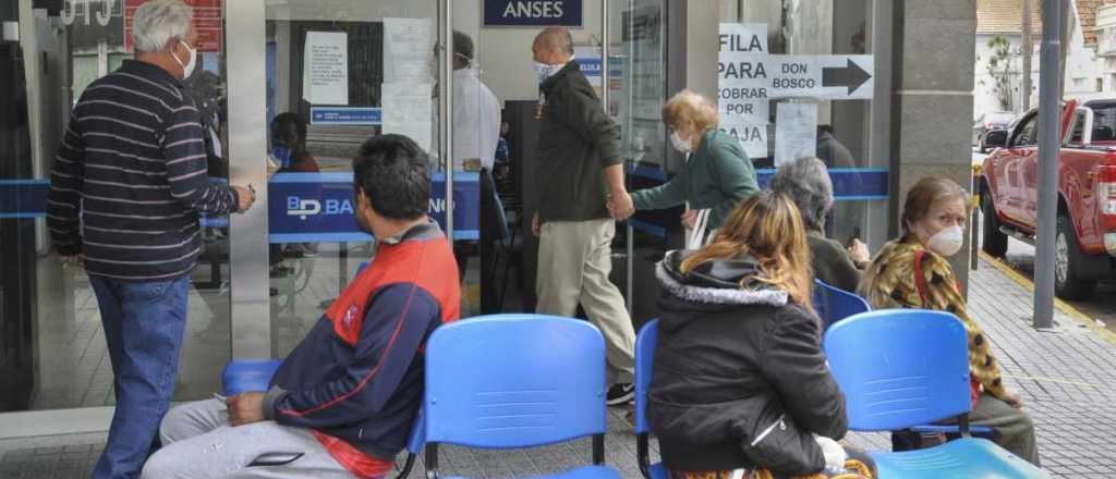 Durante la pandemia se redujo el número de jubilados en el país