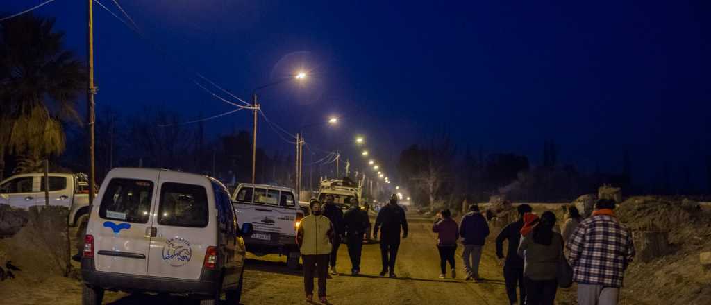 San Martín inauguró nuevo alumbrado en el divisadero