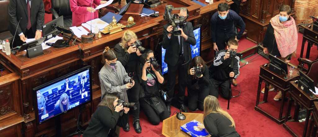 Cristina convocó una sesión en el Senado en medio del escándalo