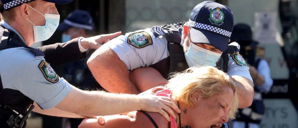 Represión en marchas contra el confinamiento en Australia