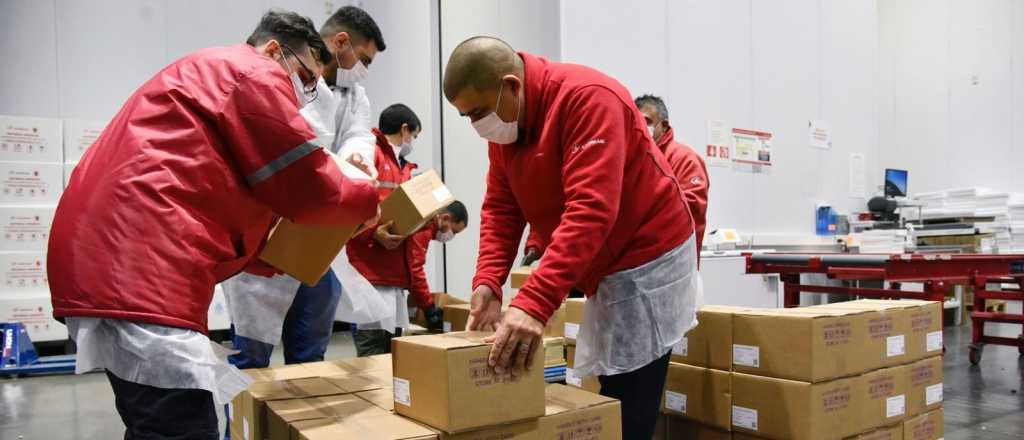 Llegaron 4.680 vacunas de Pfizer a Mendoza