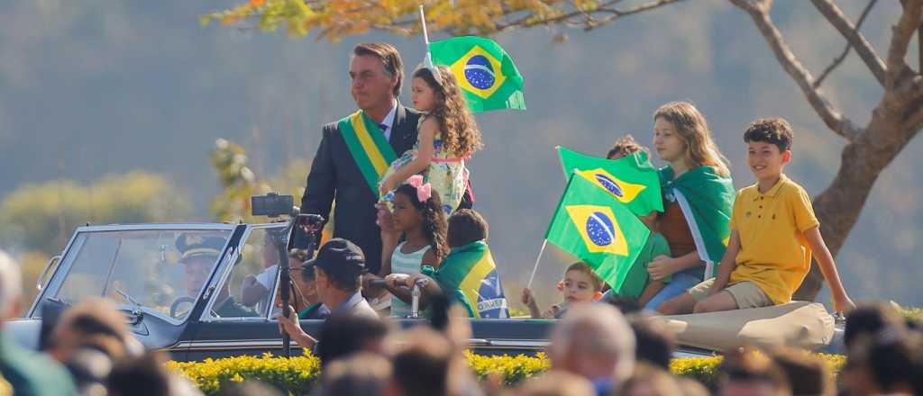 Bolsonaro a fondo: lo trasladó Nelson Piquet en un Rolls Royce