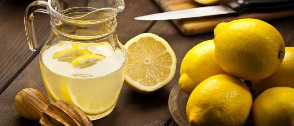 Cómo prevenir problemas cardíacos tomando jugo de limón