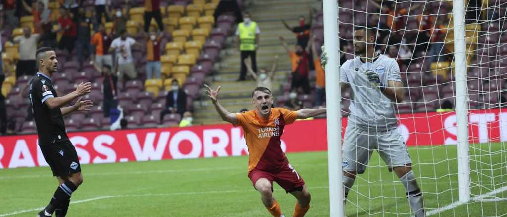 Insólito blooper del arquero de Lazio en la Europa League