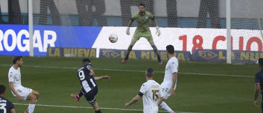 Video: el golazo de Talleres para vencer a Racing y seguir en la punta