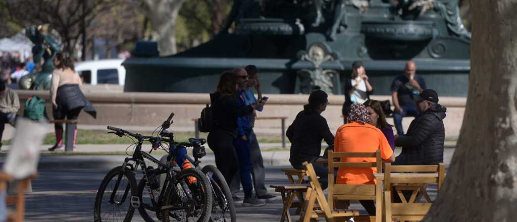 Mendoza detectó este domingo 25 nuevos contagios de Covid