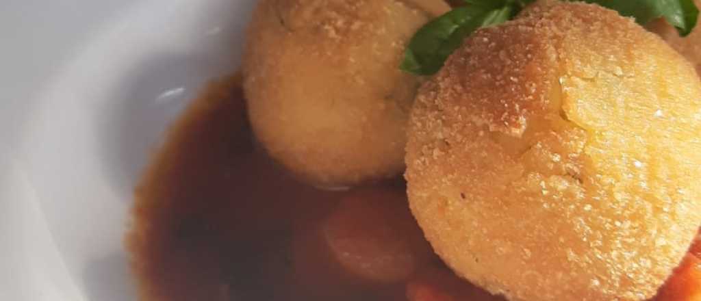 Cocina tuitera: "Arancini" del Vasco Aristizábal para reciclar el risotto 