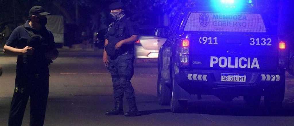 Un policía le dio tres tiros a quién quiso asaltarlo en Guaymallén