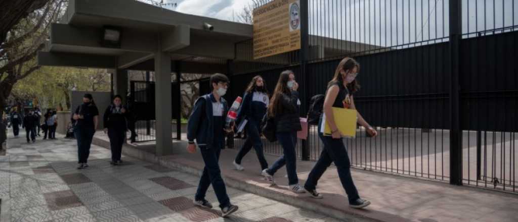 ¿Cuándo abre la UNCuyo las inscripciones para sus secundarias?