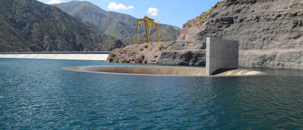 Pérez Hualde: "Nación no puede manejar el agua de las provincias"