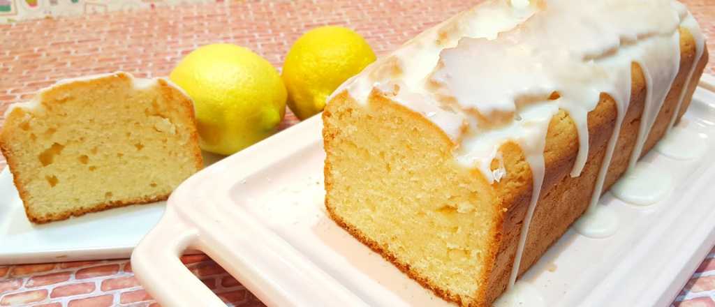 Rápido y fácil: budín húmedo de limón 