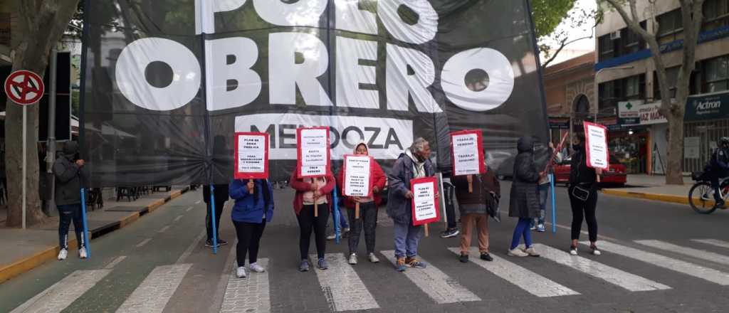 El Polo Obrero marchó por el Centro y generó problemas en el tránsito