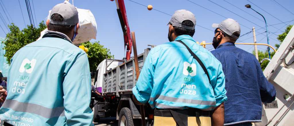 Ciudad y Godoy Cruz limpiaron el Zanjón Frías