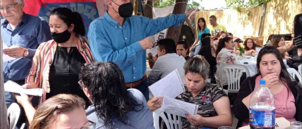 Rufeil se reunió con representantes de 30 merenderos de Palmira