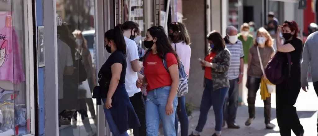 Covid en Argentina: 39 muertos y casi 1.300 contagios este lunes